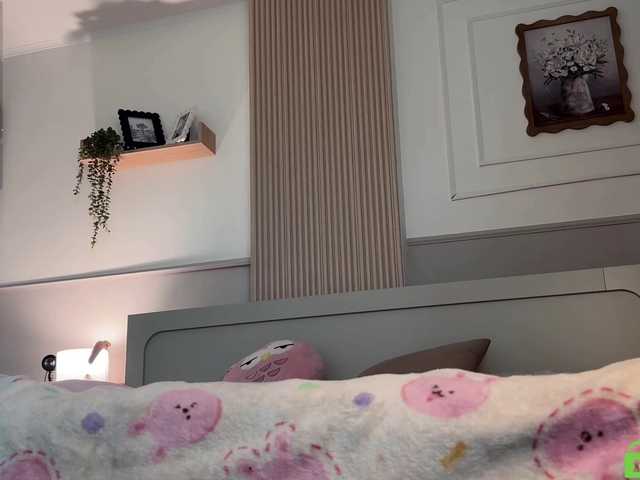 lizzyMeoww live cam on BongaCams