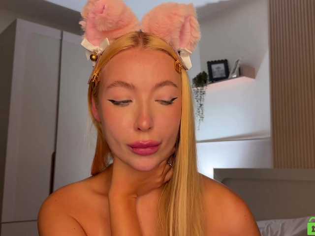 секс lizzyMeoww
