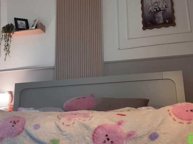 lizzyMeoww live cam on BongaCams