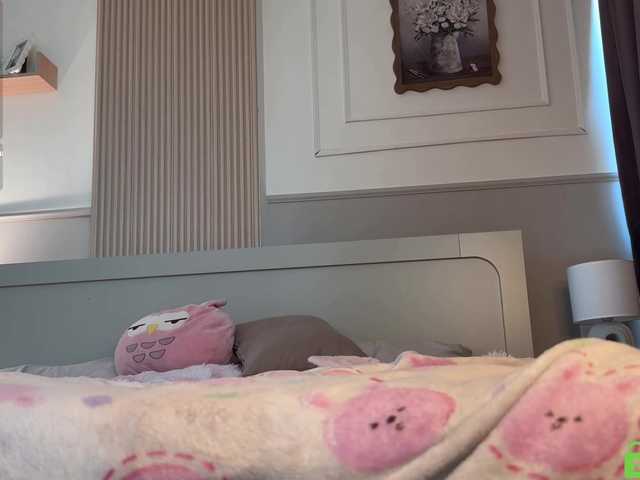 lizzyMeoww live cam on BongaCams