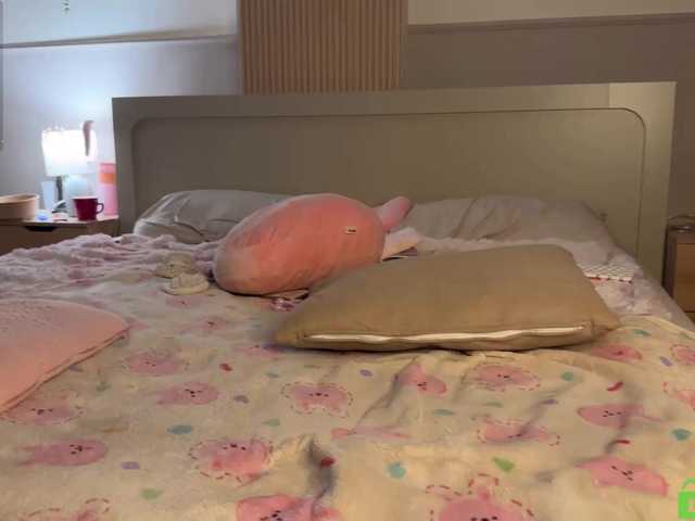 lizzyMeoww live webcam show