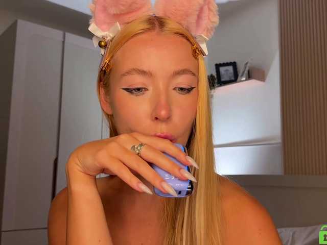 lizzyMeoww