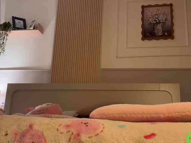 lizzyMeoww webcam
