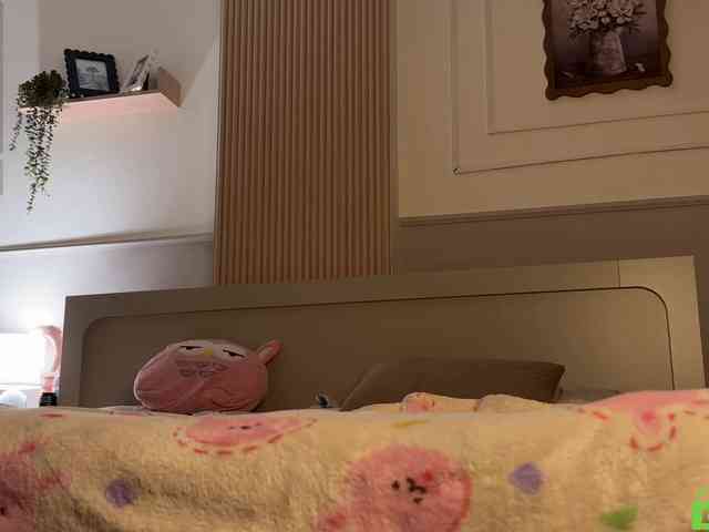 lizzyMeoww Sex Cam Show