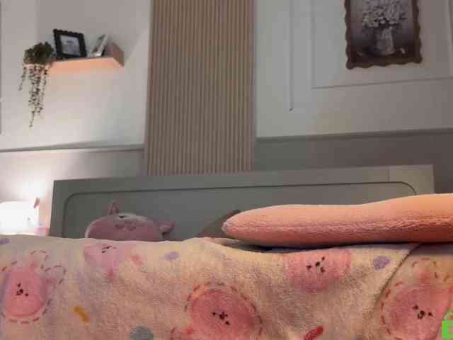 lizzyMeoww webcam