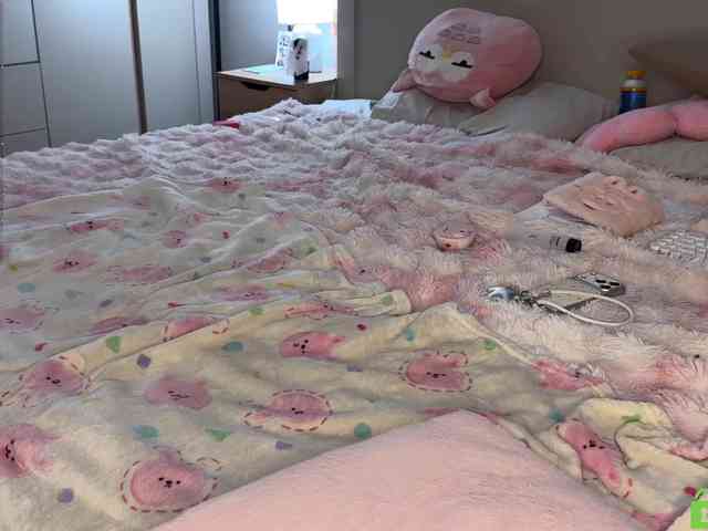 lizzyMeoww webcam