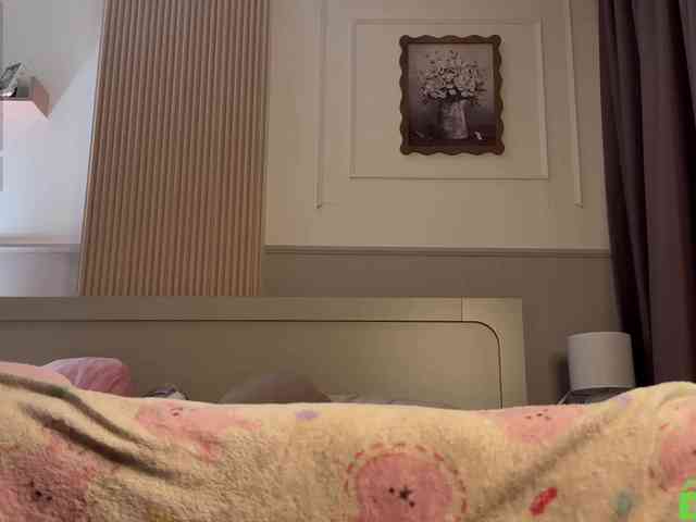 lizzyMeoww webcam