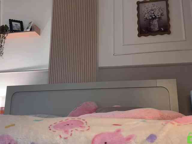 lizzyMeoww webcam