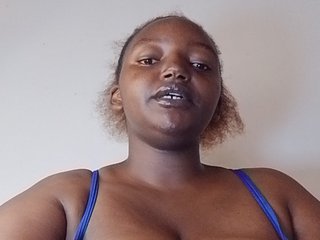 Joyiehh's Live Webcam