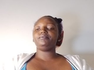 Joyiehh's Live Webcam