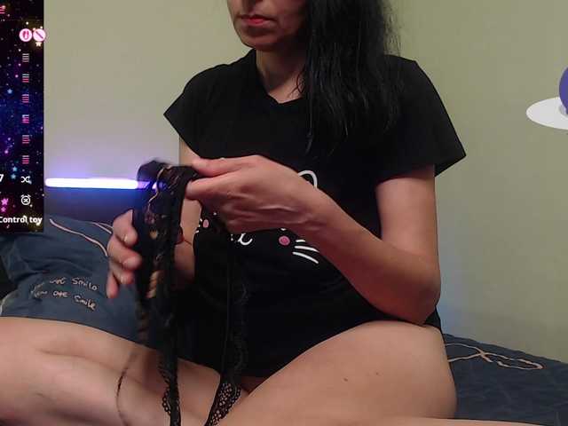 LadyMusic live cam on BongaCams