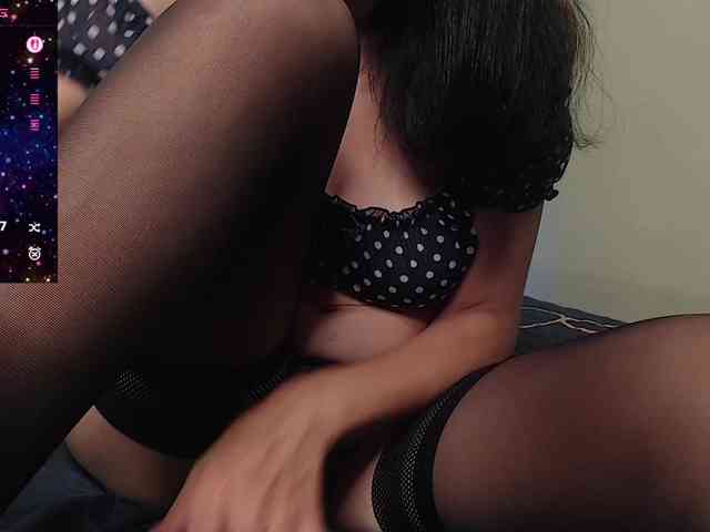 LadyMusic webcam