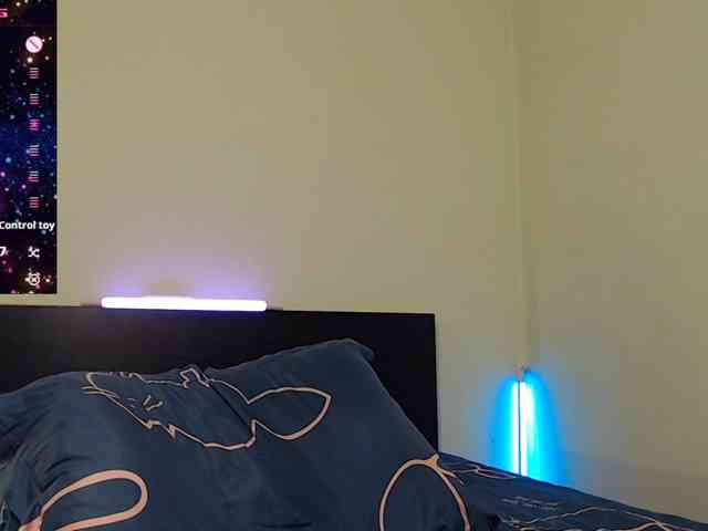 LadyMusic webcam