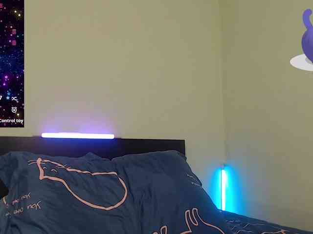 LadyMusic webcam