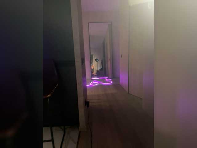 NickiMaldini Live Cam on BongaCams
