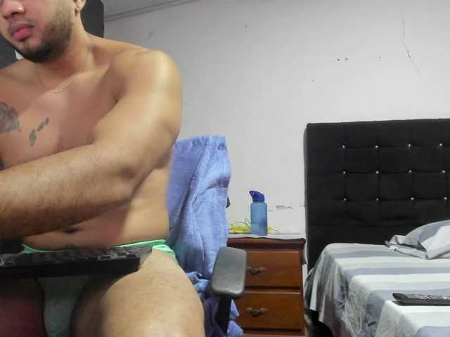 Ryan-xc live cam