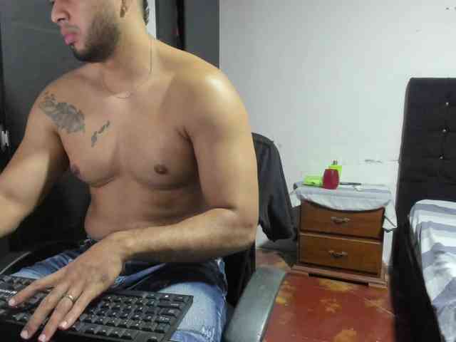 Ryan-xc Sex Cam Show