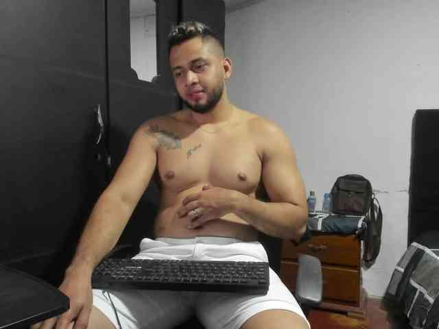 Ryan-xc Sex Cam Show