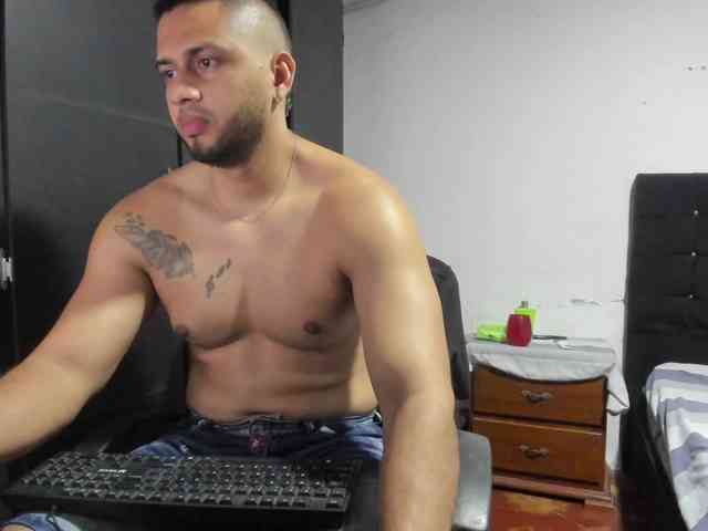 Ryan-xc Sex Cam Show