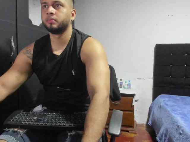 Ryan-xc Sex Cam Show