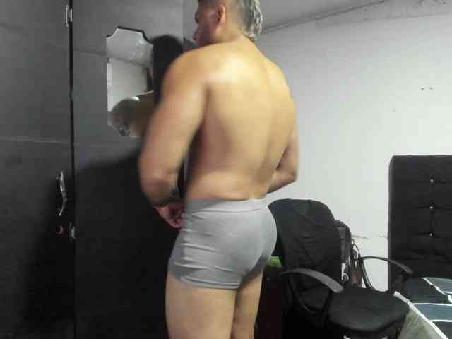 Ryan-xc Sex Cam Show