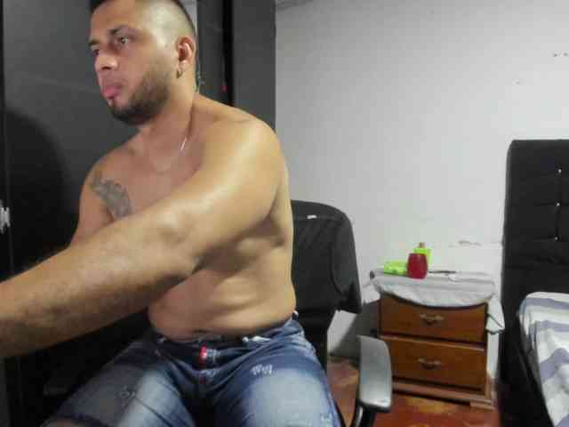 Ryan-xc Sex Cam Show