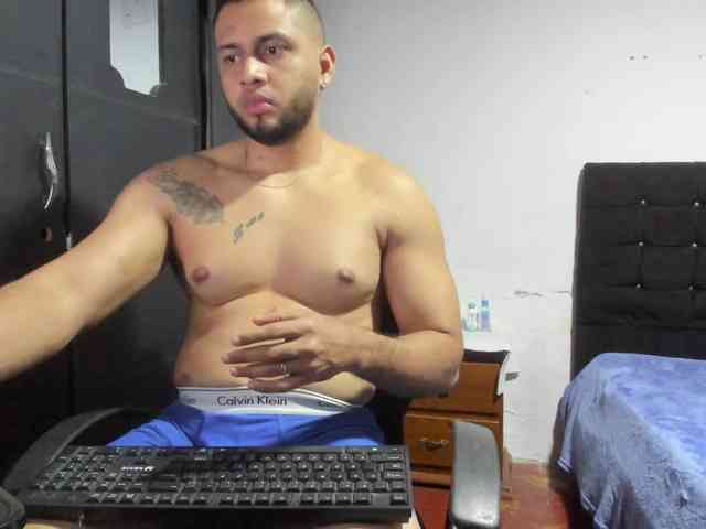 Ryan-xc Sex Cam Show
