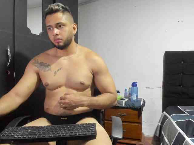 Ryan-xc Sex Cam Show