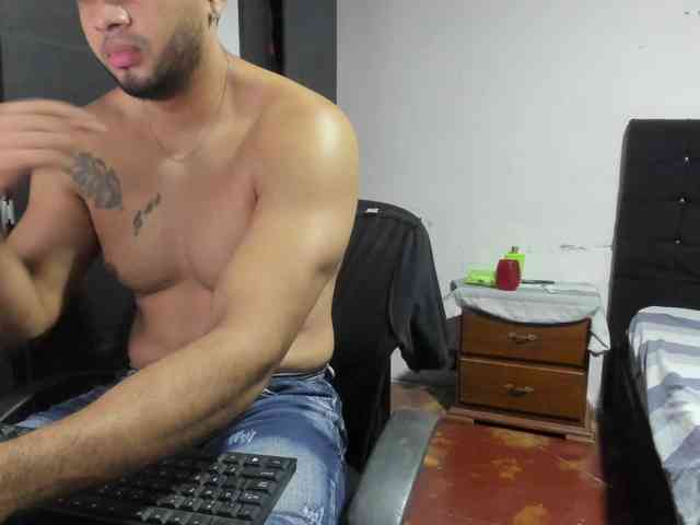 Ryan-xc Sex Cam Show