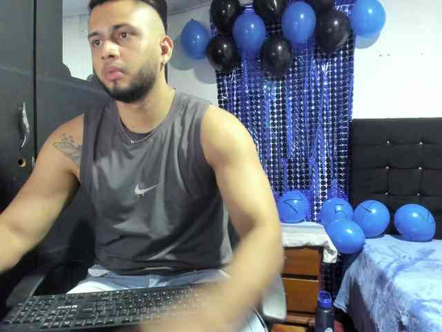 Ryan-xc Sex Cam Show