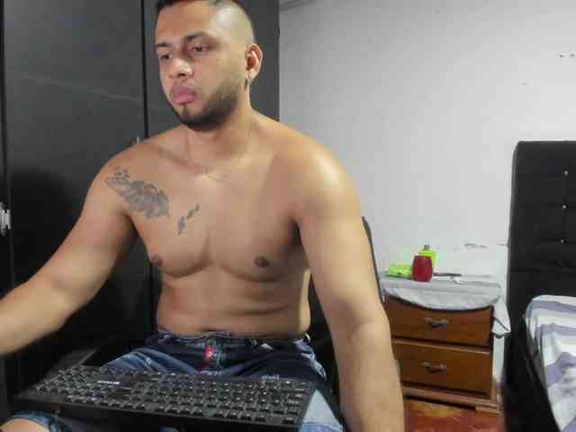 Ryan-xc Sex Cam Show