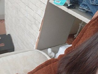 Kissa-is-klassa-a Porn Show