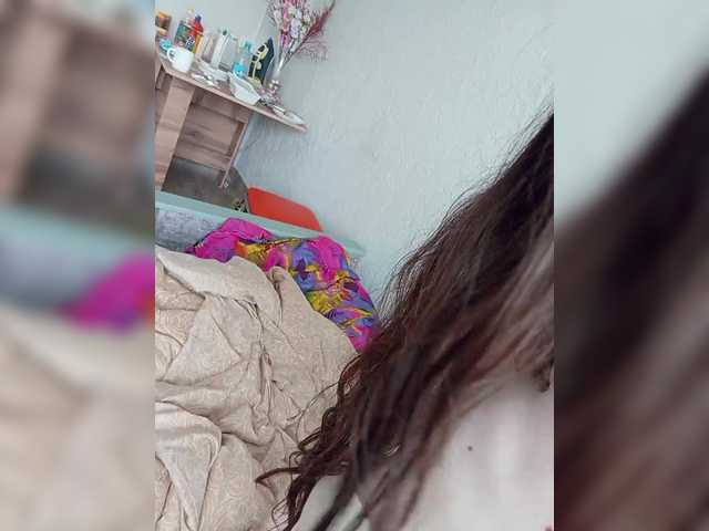 Kissa-is-klassa-a live webcam show