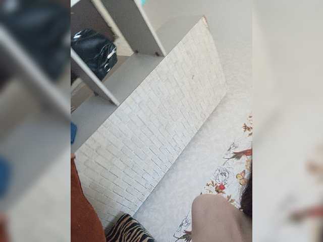 Kissa-is-klassa-a live cam on BongaCams