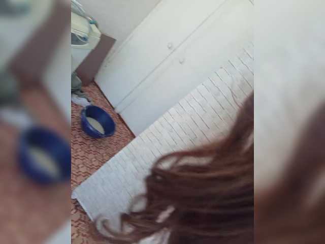 Kissa-is-klassa-a live cam on BongaCams