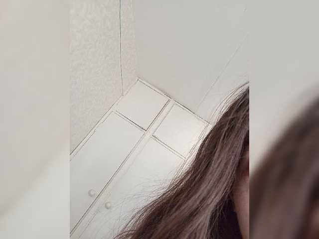 Kissa-is-klassa-a live cam on BongaCams