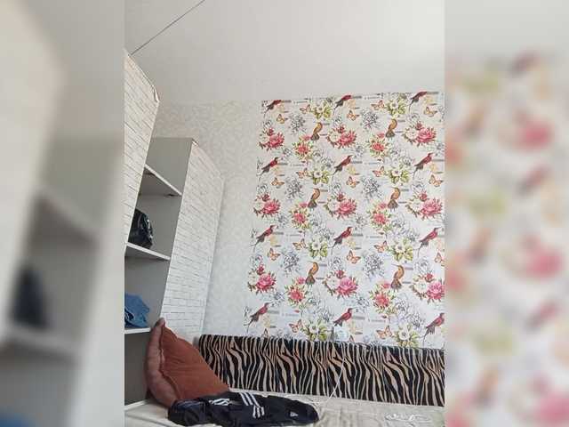 Kissa-is-klassa-a live cam on BongaCams