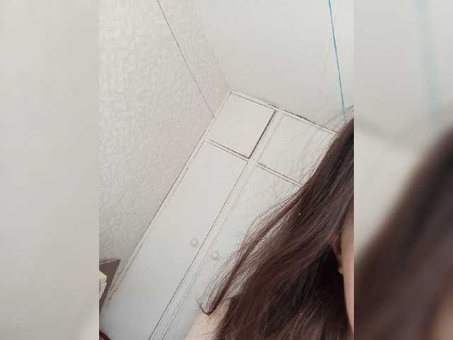 Kissa-is-klassa-a live cam on BongaCams