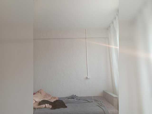 Kissa-is-klassa-a live webcam show