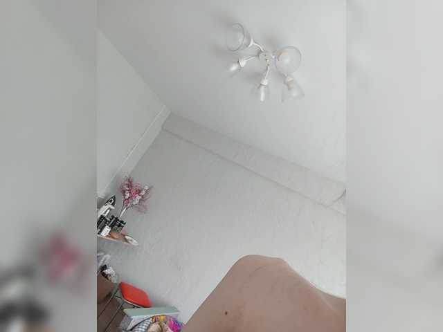 Kissa-is-klassa-a live cam on BongaCams
