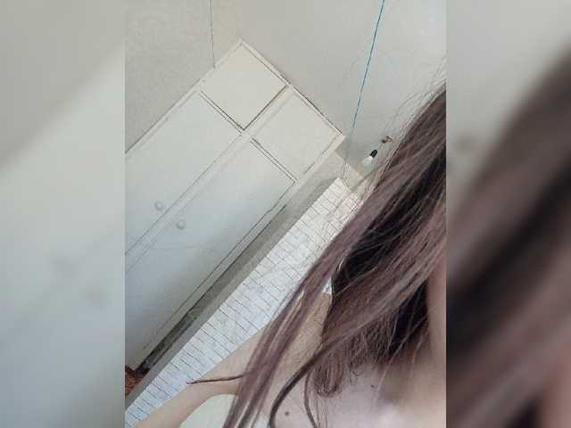 Kissa-is-klassa-a live cam on BongaCams