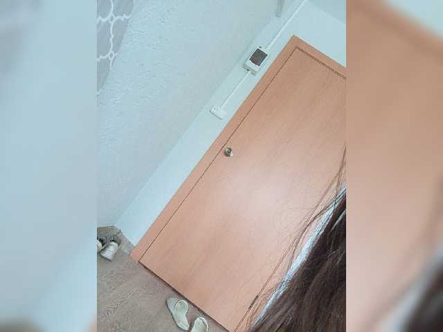 Kissa-is-klassa-a live cam on BongaCams