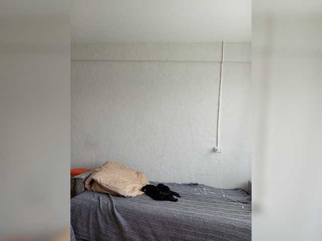 Kissa-is-klassa-a live cam on BongaCams