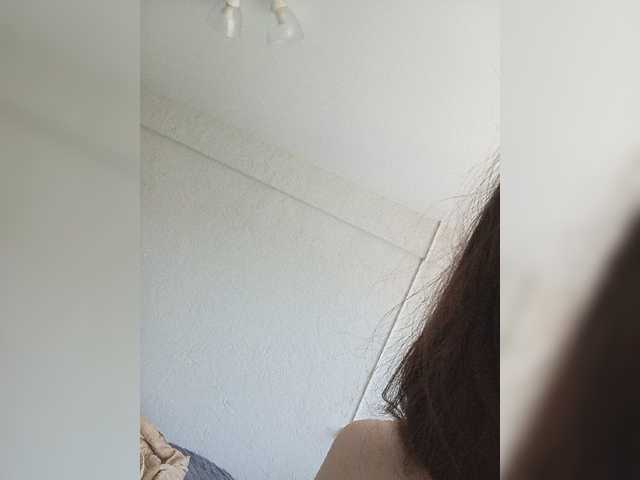 Kissa-is-klassa-a live cam on BongaCams