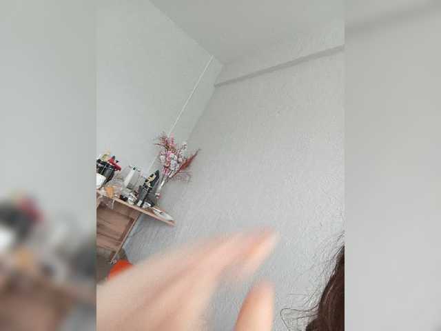 Kissa-is-klassa-a live cam on BongaCams