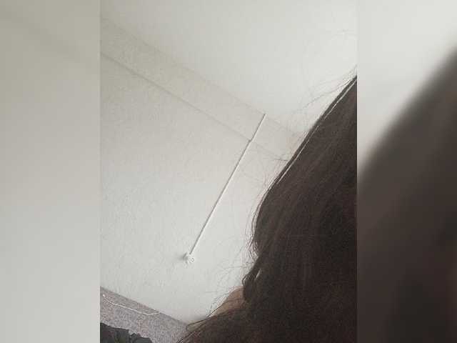 Kissa-is-klassa-a live cam on BongaCams