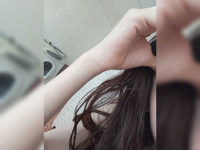 Kissa-is-klassa-a live cam on BongaCams
