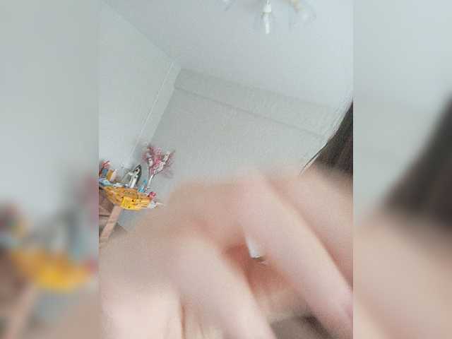 Kissa-is-klassa-a live cam on BongaCams