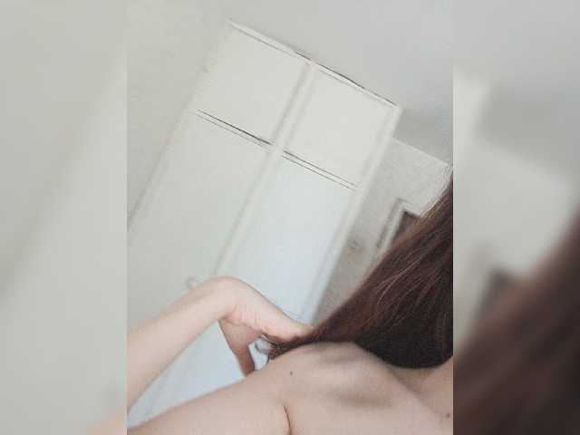 Kissa-is-klassa-a live cam on BongaCams