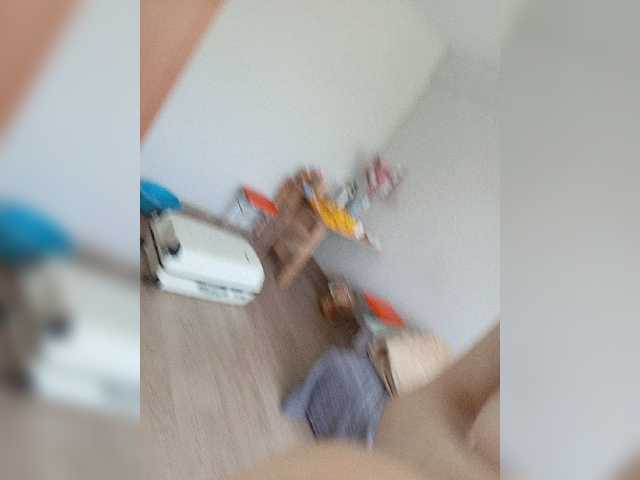 Kissa-is-klassa-a live cam on BongaCams